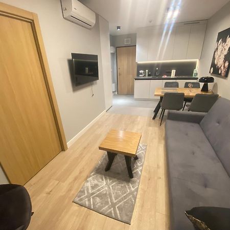 Wiktoryn 6 Piekne Nowe Apartamenty Z Duzymi Balkonami Varsovia Exterior foto